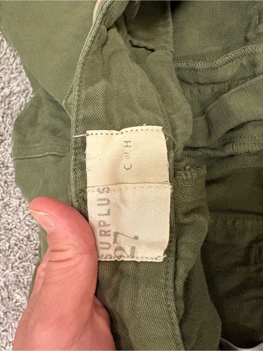 Citizens of Humanity High-Rise Utility Shorts Olive Green - Picture 13 of 15